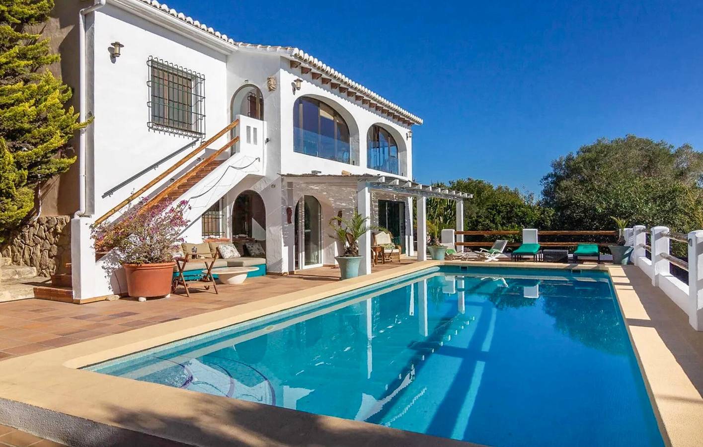 Apartment mit Meerblick, Pool und Parkplatz, in der Nähe von Cala & Cabo in Balcón al Mar, Jávea