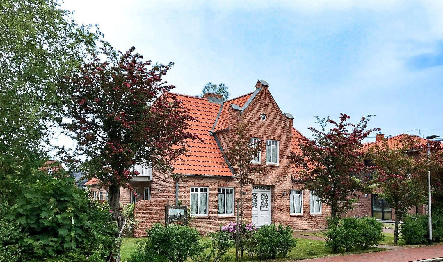 Ganze Ferienwohnung, Haus Badallee Whg. 02 Happiness Lodge in St. Peter-Ording, Eiderstedt