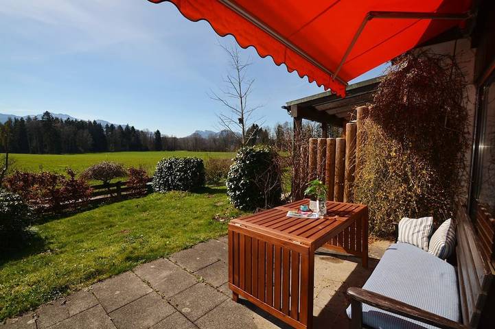 Ferienhaus für 4 Personen, mit Terrasse und Garten in Prien