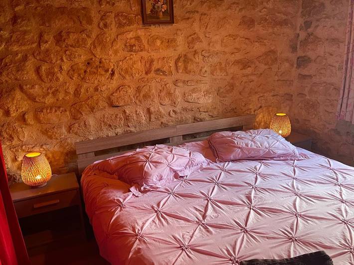 Location de vacances pour 7 personnes, avec jardin ainsi que piscine et vue à Veyrignac - 2