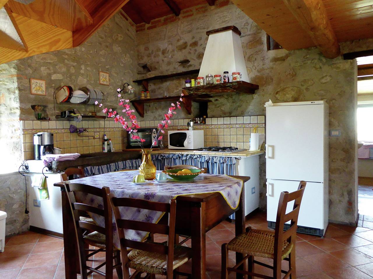 Cottage in Casoli near Ski Slopes in Bagni di Lucca, Lucca Province