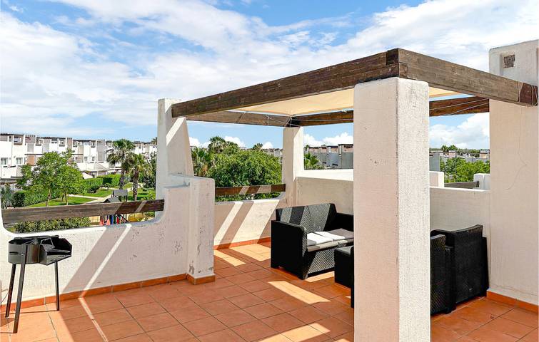 Apartamento vacacional entero, Acogedor Apartamento Alhama - AC, Parking, Terraza, Piscina y WiFi in Condado de Alhama, Alhama de Murcia