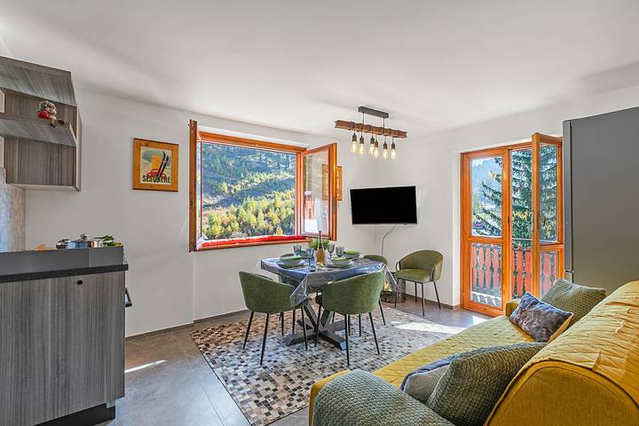 Gîte pour 4 personnes, avec balcon dans Borgata Sestriere