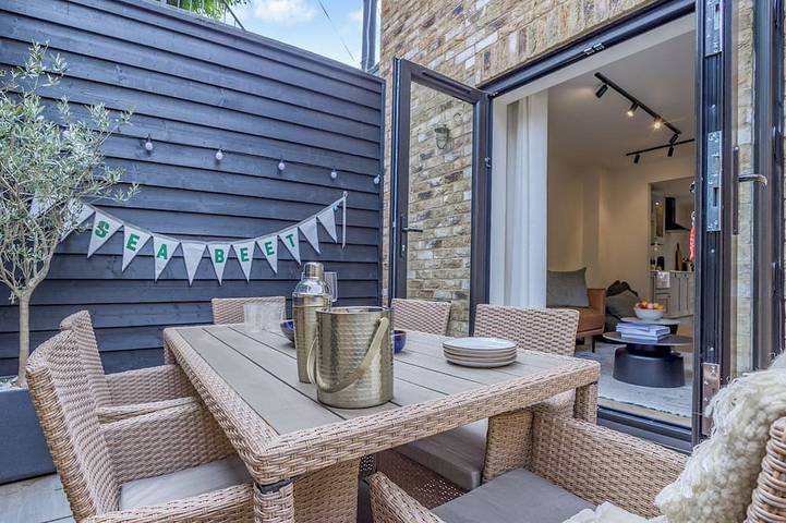 Glamping for 4 people, with garden, with pets in Whitstable