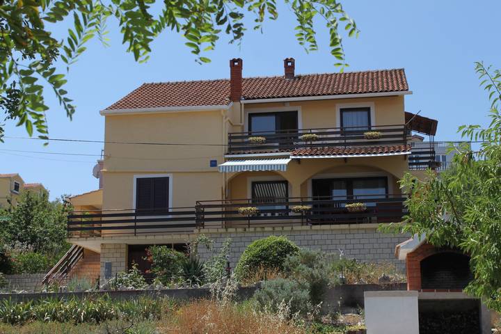 Ganze Wohnung, 1-Zimmer-Ferienwohnung mit Balkon Sali, Dugi otok A-872-b in Sali, Dugi Otok