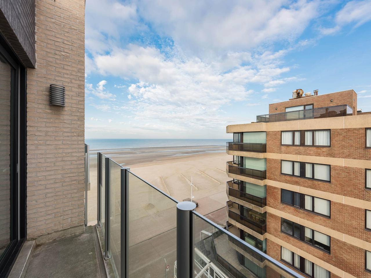 Ganze Wohnung, Elegante und moderne Wohnung direkt am Strand
 in Koksijde-Bad, Koksijde