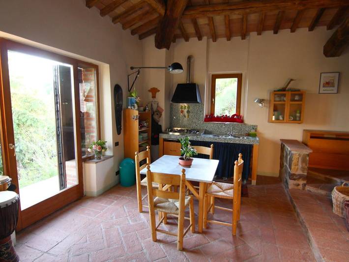 Apartamento entero, Gemütliches Studio im Erdgeschoss, mit Terrasse in Marsciano, Provincia de Perugia
