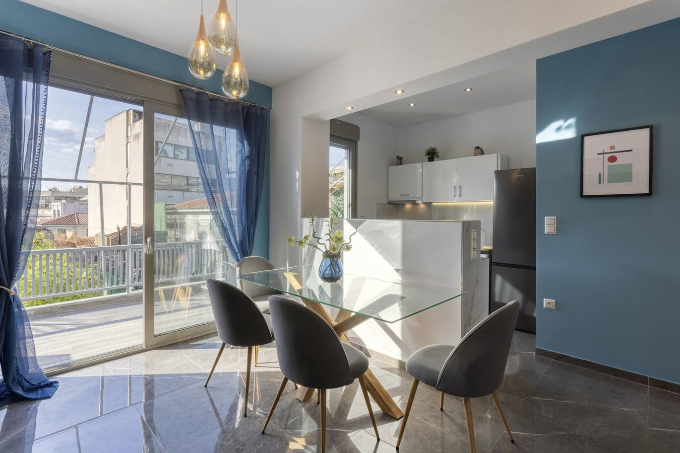 Appartement entier, Kapnokoptiriou10·Modern Renovated Apartment in Met in Section centrale d'Athènes, Athènes