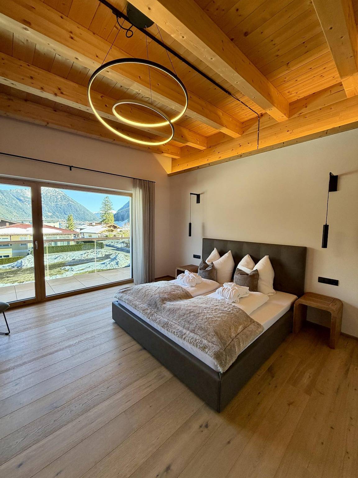 Ganze Ferienwohnung, Appartement/Fewo, Dusche und Bad, Wc, Bergseite in Pertisau, Eben am Achensee