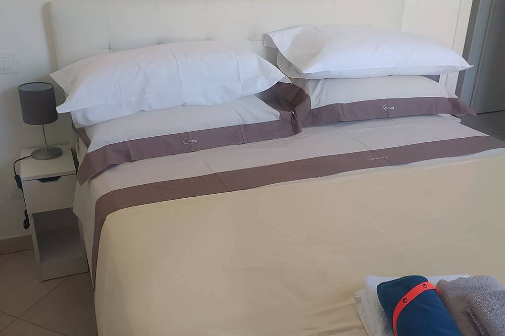 Villa Caravella in Ceriale, Riviera di Ponente