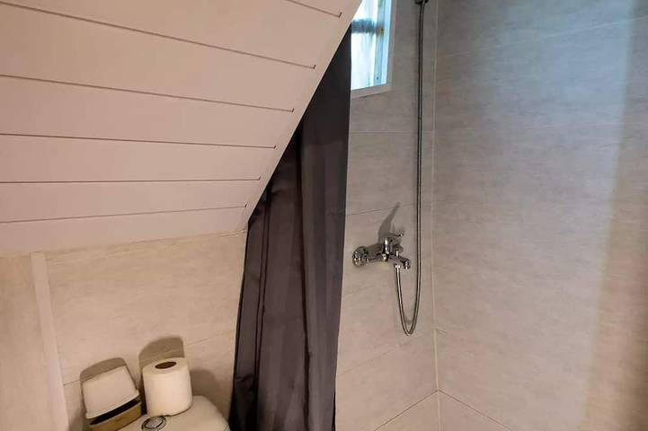 Gîte pour 2 personnes, avec sauna ainsi que jacuzzi et terrasse à Chassenard - 3