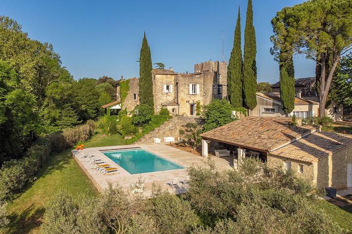 Château pour 26 personnes, avec Piscine