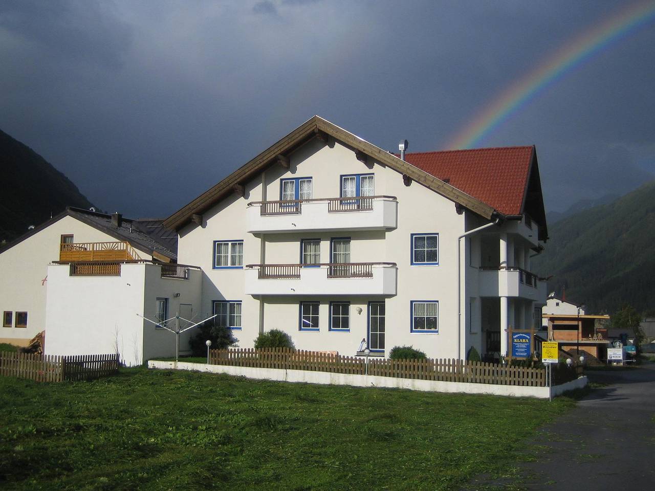 Ganze Ferienwohnung, 1+2-Apartment/2 Schlafräume/Dusche, Wc in Galtür, Verwall