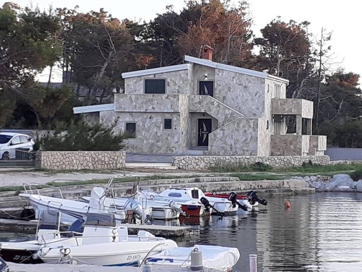 Villa pour 10 personnes, avec Balcon ainsi que Terrasse et Jardin dans Vir - 2