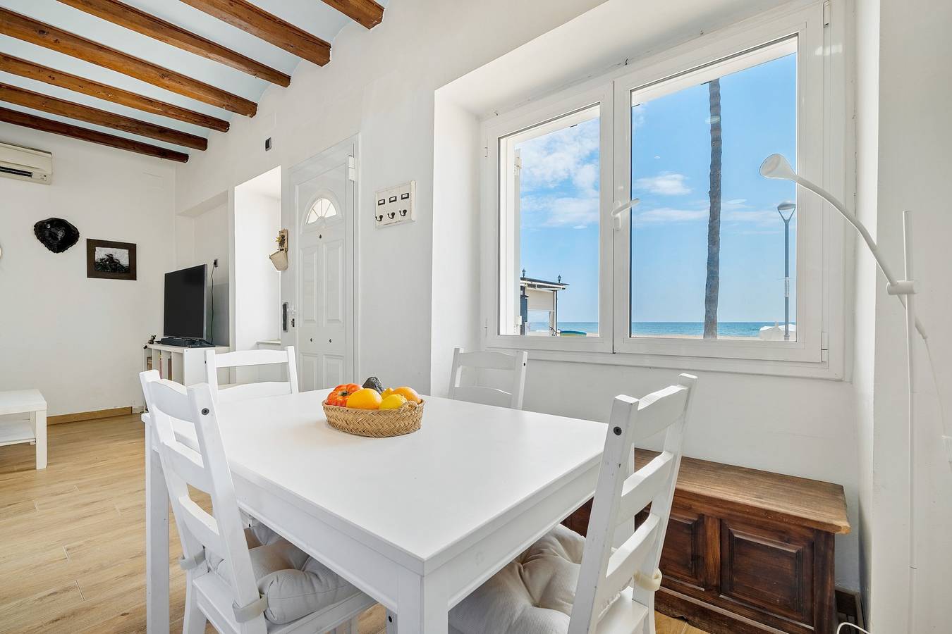 Casa de vacaciones "Voramar" con vistas al mar y Wi-Fi in Torredembarra, Costa Dorada