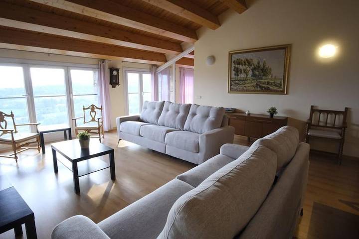 Gîte pour 14 personnes, avec terrasse et vue, animaux acceptés à Puigcerdà - 4