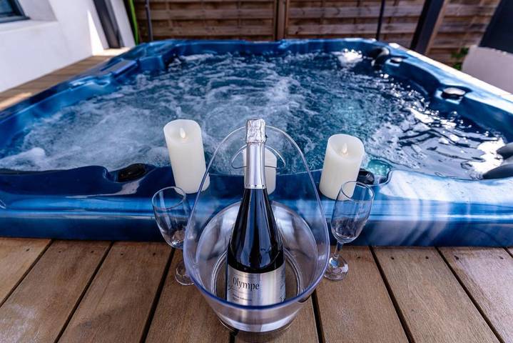 Maison de vacances pour 7 personnes, avec Jacuzzi ainsi que Terrasse et Jardin à Vertou