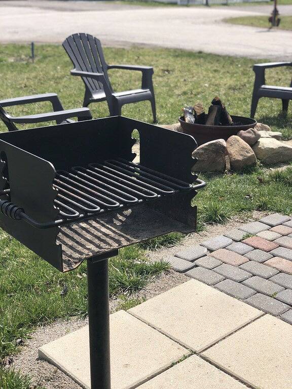 Stilvoll! Zentrale Luft / Wärme. Gratis Wifi. Gehe zum Strip! Renovierter Juni 2018 in Geneva-on-the-Lake, Ashtabula County