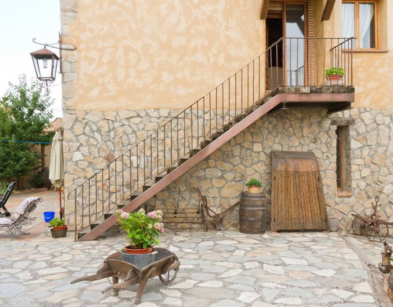 Gîte Rural « La Chatarrería De Ferreros » avec Vue sur la Montagne, Terrasse Privée et Wi-Fi in Otero de Herreros, Province de Ségovie