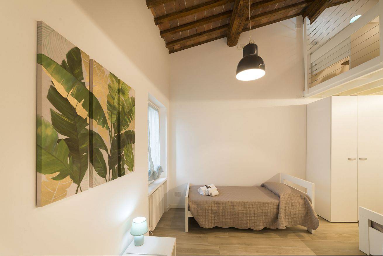 Appartamento intero, Elegante e luminoso appartamento con 4 posti letto. in Centro Storico di Verona, Verona
