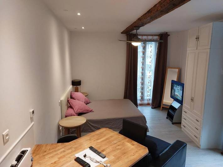 Gîte pour 2 personnes, avec Balcon ainsi que Jardin et Vue à Fontan - 2