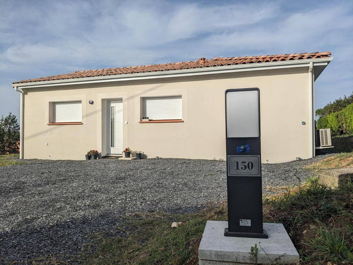 Two-Bedroom House in Puygouzon, Région d'Albi