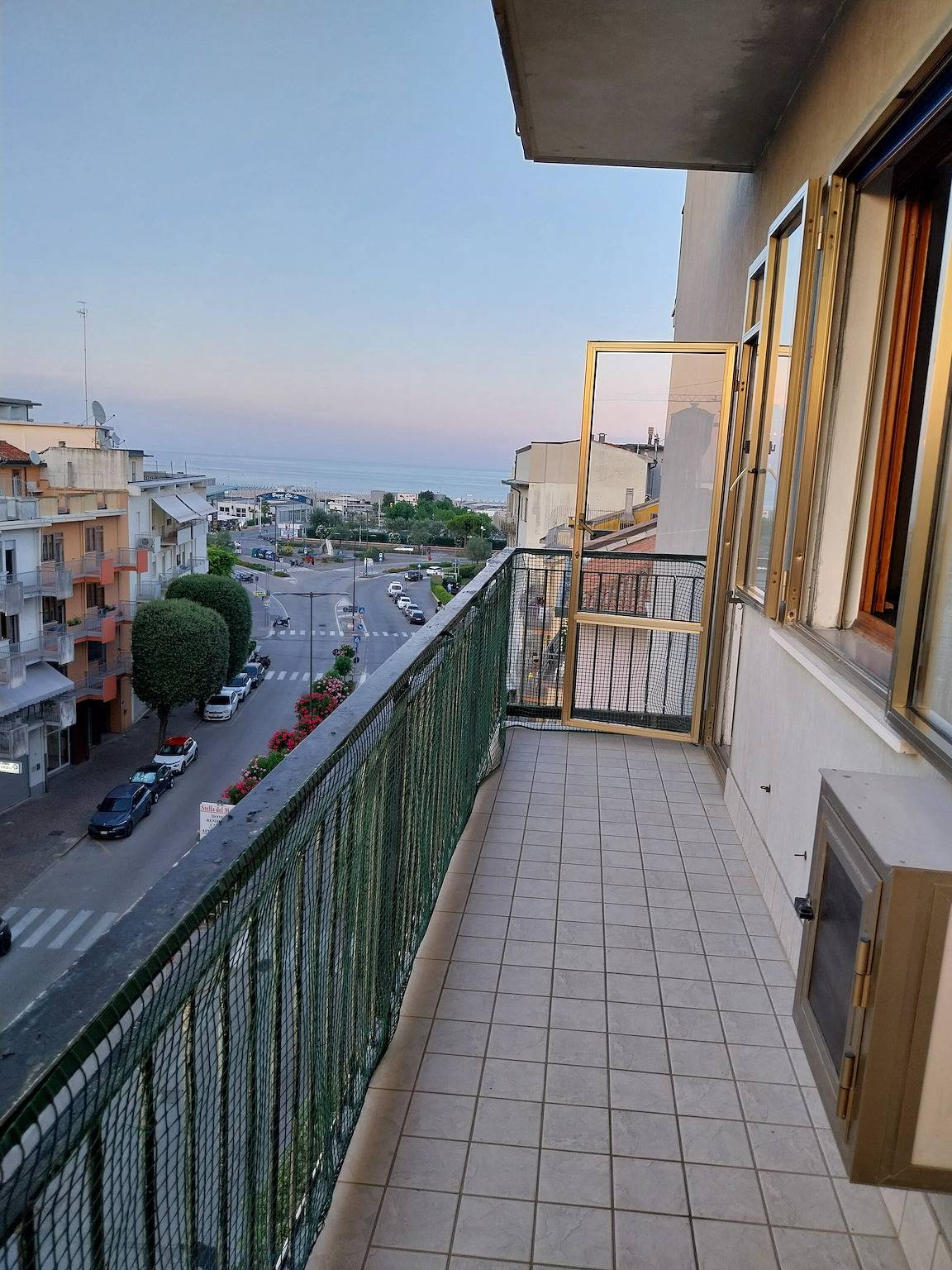 Ganze Wohnung, Apartment 'Vistamare' mit Meerblick und Balkon in Sottomarina, Chioggia