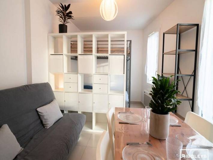 Gîte pour 5 personnes, avec balcon dans Plage de la Farinette - 2