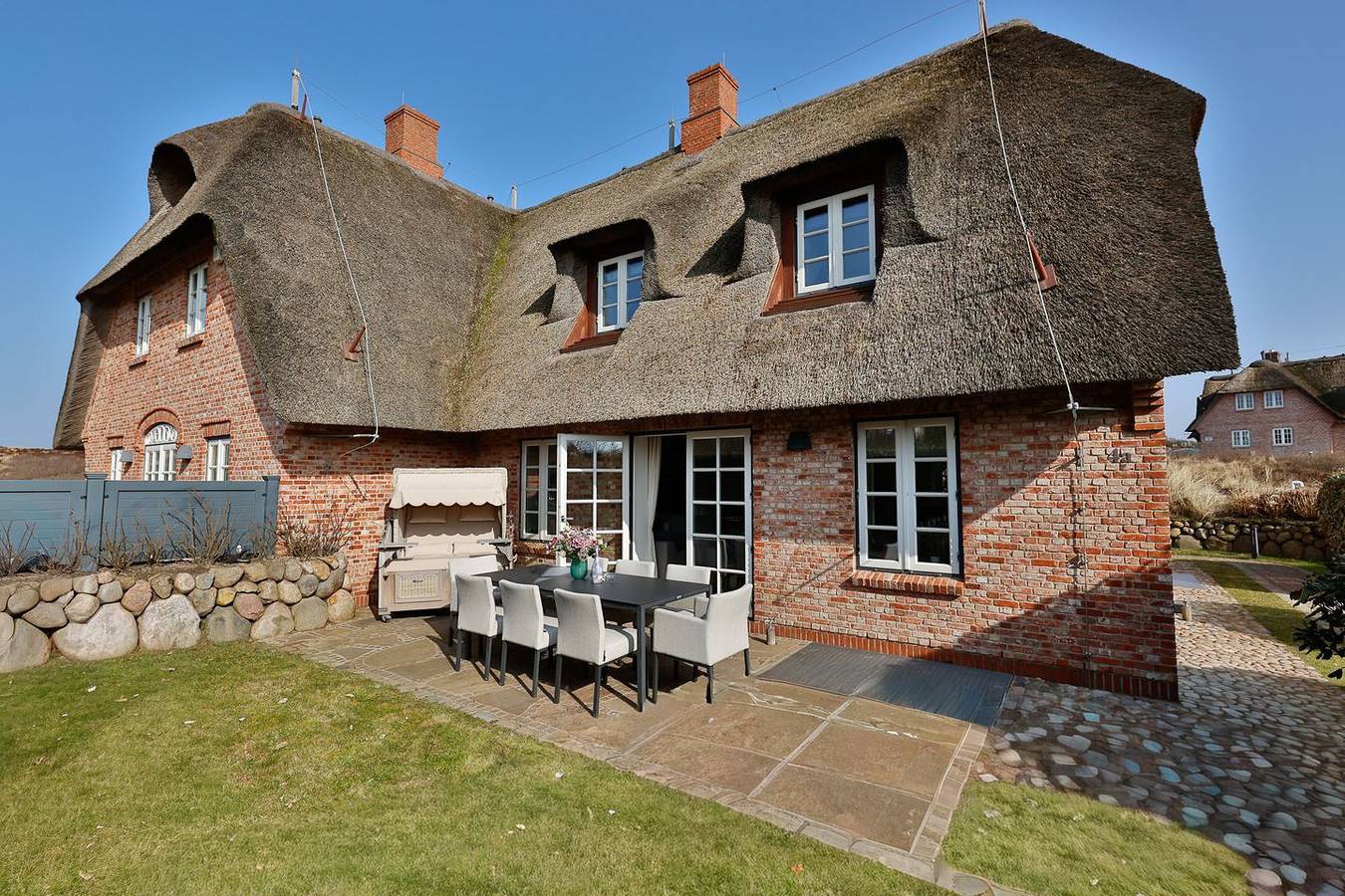 Luxus-Ferienhaus Sand Beach in Rantum – mit Sauna, 450 Meter vom Strand entfernt in Rantum, Sylt (Gemeinde)