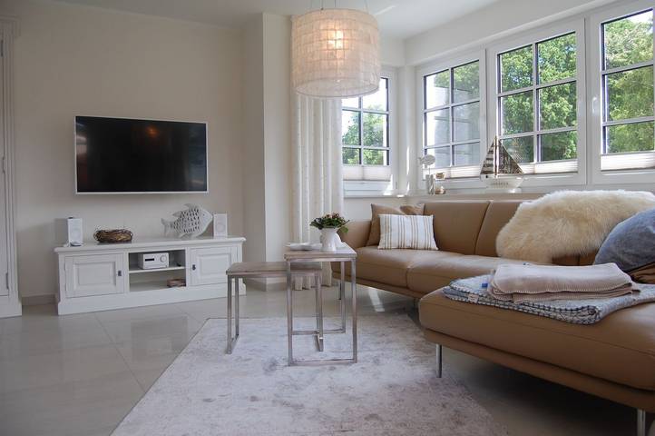 Ferienhaus für 4 Personen, mit Sauna und Garten in Ahrenshoop - 2