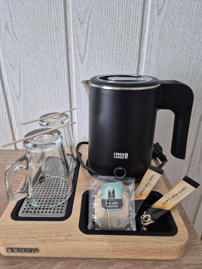 Hôtel pour 2 personnes, avec balcon dans Gare De Challans - 3