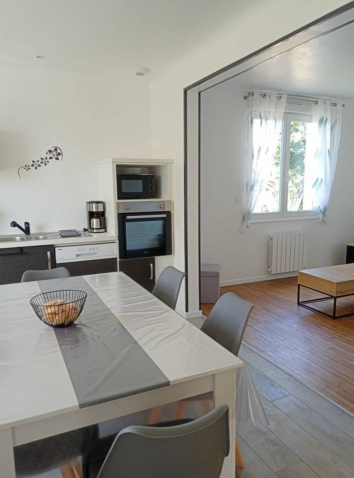 Gîte pour 4 personnes, avec jardin et terrasse