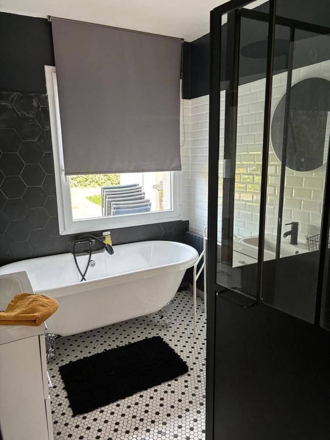 Location de vacances pour 8 personnes, avec jardin et jacuzzi à Urville-Nacqueville - 2