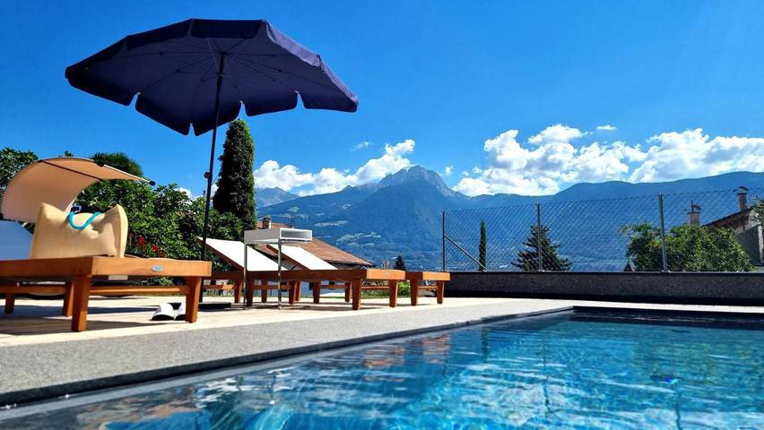 Ferienwohnung für 3 Personen, mit Sauna und Pool sowie Ausblick und Garten in Marling - 2