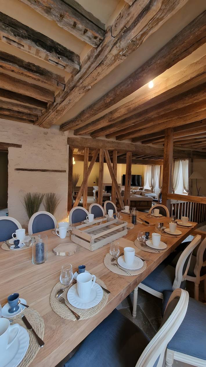 Gîte d’Albert – 15 Personen, private Terrasse, Wlan und Klimaanlage in Oise
