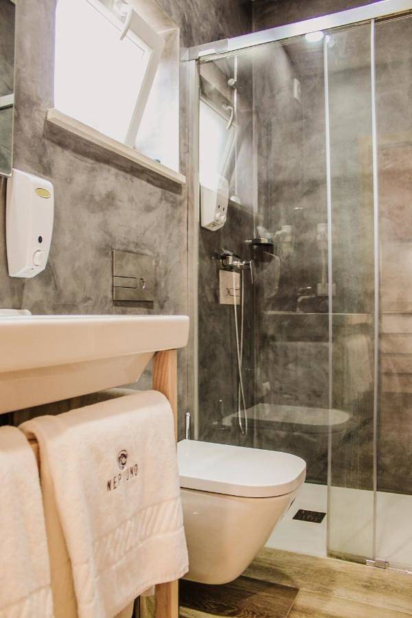 Hotel Neptuno in Peniche, Leiria District