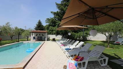 Ferienhaus für 4 Personen in Porec und Umgebung