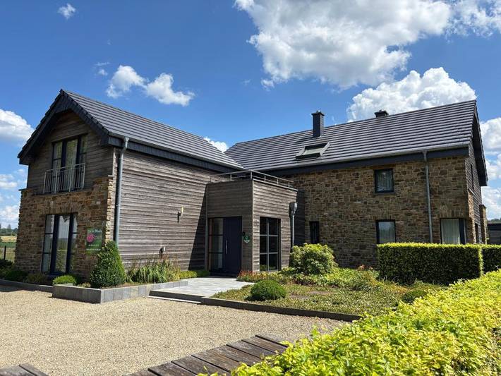 Chambre d’hôte pour 2 personnes, avec Terrasse ainsi que Jardin et Vue à Trois-Ponts