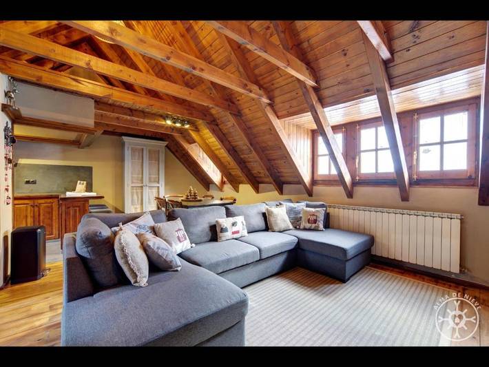 Location de vacances pour 8 personnes, avec vue dans Tredós - 2