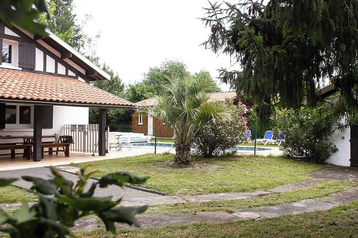 Villa pour 16 personnes, avec jardin - 1