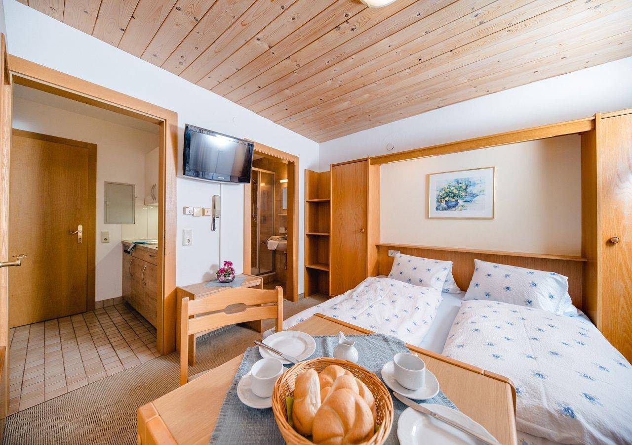 Ganze Ferienwohnung, App. Nr.5 oder Nr.6 /Wohn-Schlafraum in Altenmarkt im Pongau, Ski Amadé