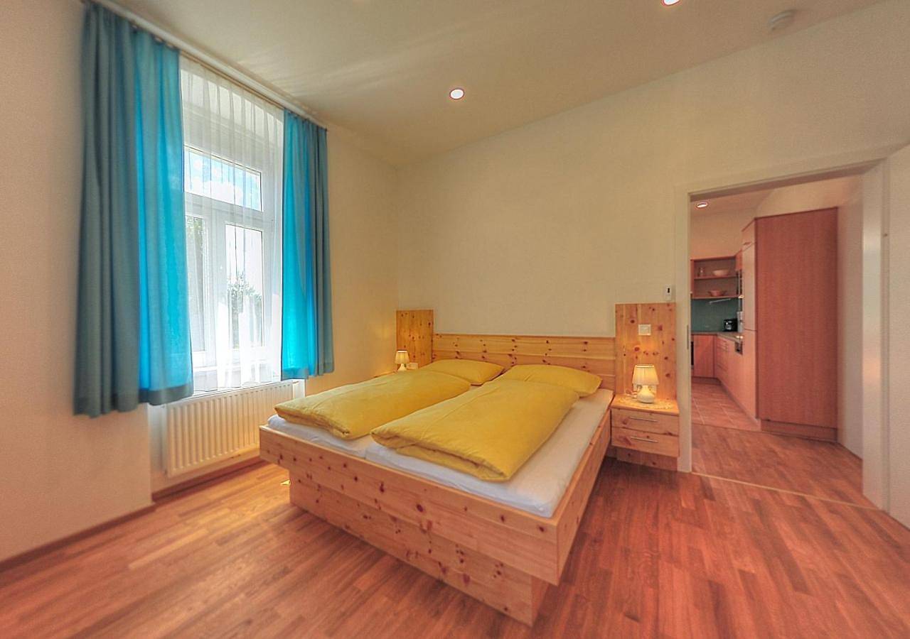 Ganze Wohnung, Apartment with Lake View in Velden am Wörther See, Villach-Land