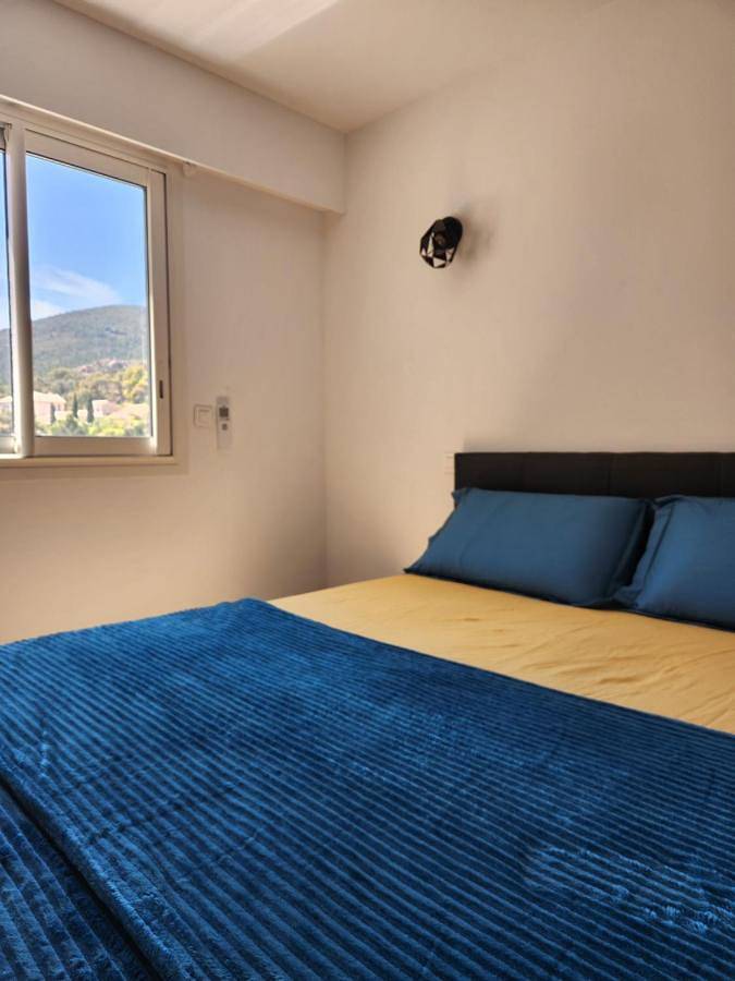 Appartement entier, Two-Bedroom Apartment in Le Trayas, Saint-Raphaël