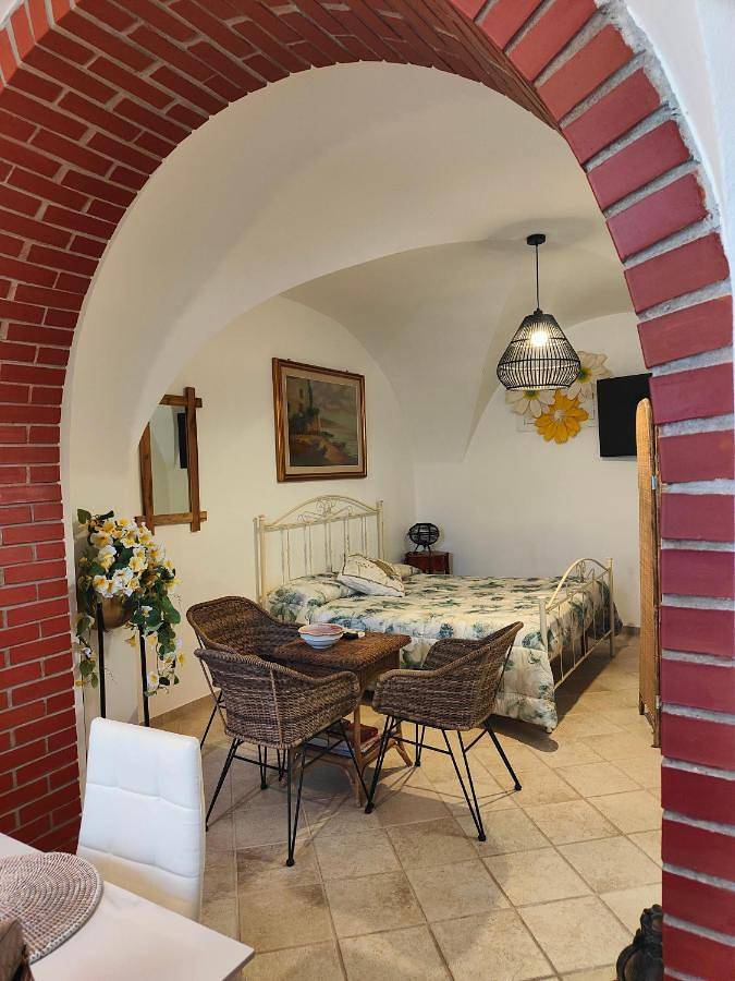 Piano terra centrale vicino al mare in Riva Ligure, Riviera di Ponente