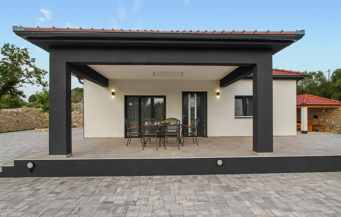 Ferienhaus für 8 Personen mit Pool in Skradin, Šibenik-Knin