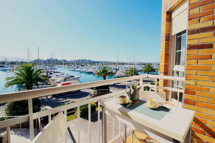 Apartamento de vacaciones para 5 personas, con piscina - 1