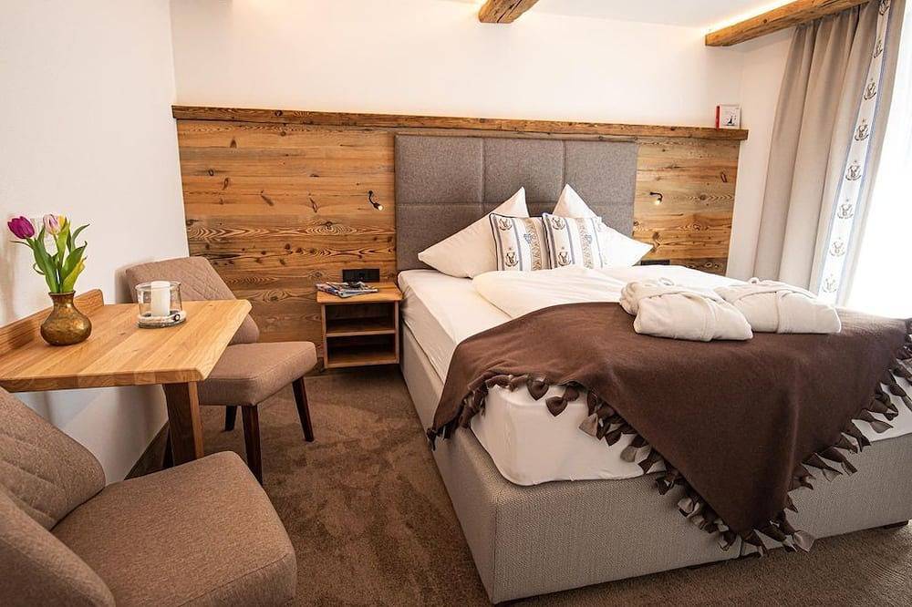 Alpinchic Doppelzimmer Terrasse oder Balkon - Gästehaus Fellner in Mühlbach am Hochkönig, Ski Amadé
