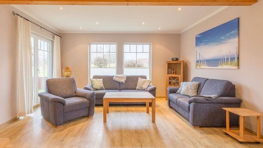 Ferienhaus für 6 Personen, mit Terrasse und Garten in Wohlenberg