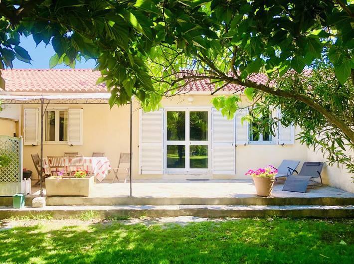 Gîte pour 5 personnes, avec Terrasse ainsi que Jardin et Vue