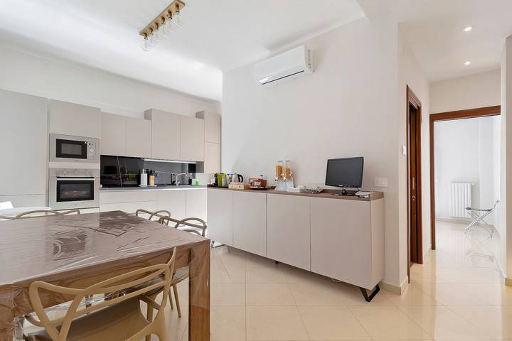 Gîte pour 6 personnes, avec balcon à Bari - 2